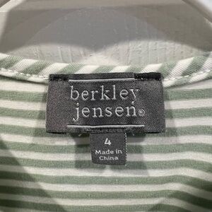 Berkley Jensen Green Stripe with soft lining-very comfortable-never worn-perfect